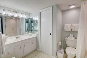 554 El Matador 1 Bedroom Condo by RedAwning