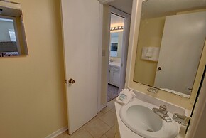 256 El Matador 2 Bedroom Condo by Redawning