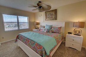 256 El Matador 2 Bedroom Condo by Redawning