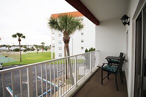 627 El Matador Condo by RedAwning
