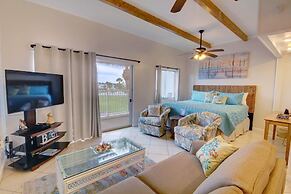 627 El Matador Condo by RedAwning