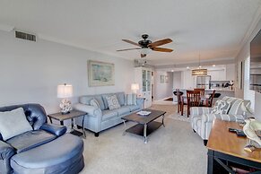 440 El Matador 2 Bedroom Condo by RedAwning