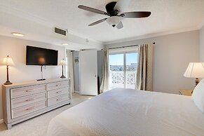 440 El Matador 2 Bedroom Condo by RedAwning