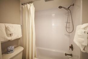 440 El Matador 2 Bedroom Condo by RedAwning