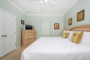 Romar Lakes 103e 2 Bedroom Condo