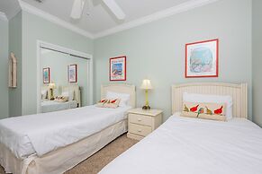 Romar Lakes 103e 2 Bedroom Condo