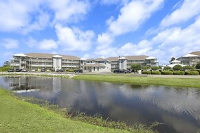 Romar Lakes 103e 2 Bedroom Condo