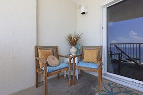 Royal Palms 1007 1 Bedroom Condo