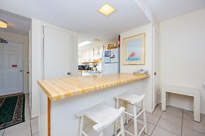 Driftwood Towers 6d 2 Bedroom Condo