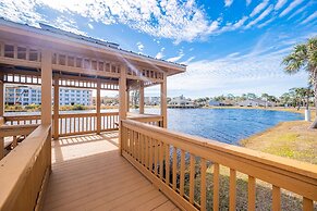 Mariner Lakes 40 2 Bedroom Condo