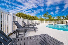 Mariner Lakes 40 2 Bedroom Condo