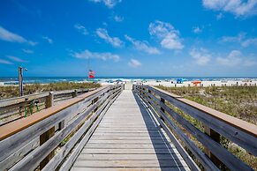 Mariner Lakes 40 2 Bedroom Condo