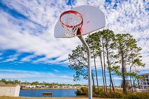 Mariner Lakes 40 2 Bedroom Condo