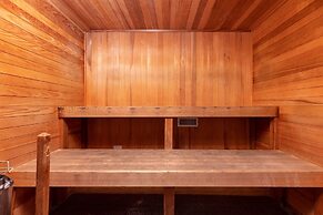 Seawind 809 3 Bedroom Condo