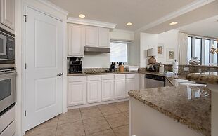 Colonnades 1201 4 Bedroom Condo