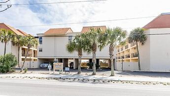 Gulf Side Townhomes 20 2 Bedroom Condo