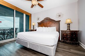 Lighthouse 215 3 Bedroom Condo