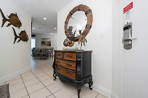 Lighthouse 215 3 Bedroom Condo