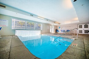 Island Royale 404 2 Bedroom Condo