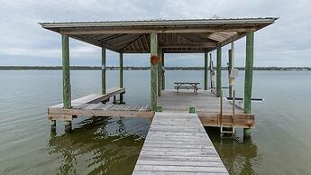 Blue Lagoon Escape House 2784 3 Bedroom Home