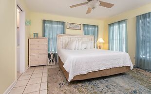 Blue Lagoon Escape House 2784 3 Bedroom Home