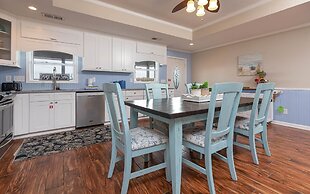 Blue Lagoon Escape House 2784 3 Bedroom Home