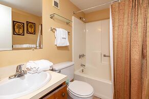 Island Winds East by Brett/robinson Vacations