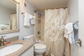 Island Winds East by Brett/robinson Vacations