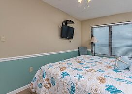 Island Winds East by Brett/robinson Vacations