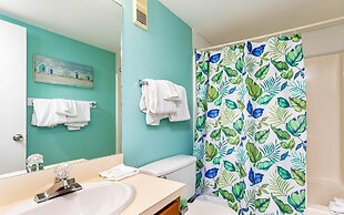 Island Winds East by Brett/robinson Vacations