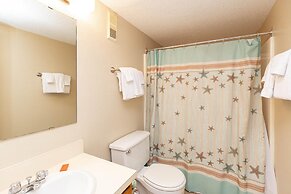 Island Winds East by Brett/robinson Vacations