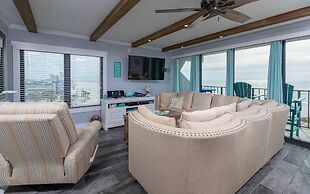 Island Winds East by Brett/robinson Vacations