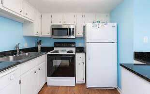 Island Winds East by Brett/robinson Vacations