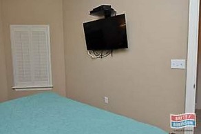 Phoenix West Ii - 3 Bed 4 Bath Gulf Front High Sleeps 8 3 Bedroom Cond