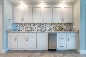 Phoenix Gulf Tower 1603 3 Bedroom Condo