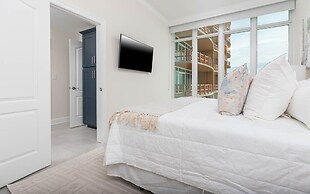 Phoenix Gulf Tower 1004 4 Bedroom Condo