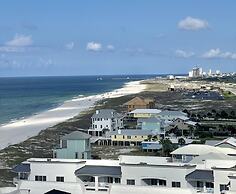 Phoenix Gulf Tower 1004 4 Bedroom Condo
