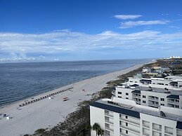 Phoenix Gulf Tower 1004 4 Bedroom Condo