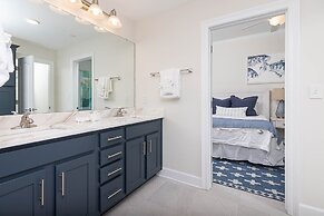 Phoenix Gulf Tower 1004 4 Bedroom Condo