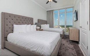 Phoenix Gulf Tower 1801 4 Bedroom Condo