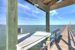 Chamingo 2 Bedroom Condo by Redawning