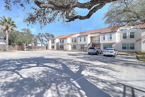 Chamingo 2 Bedroom Condo by Redawning