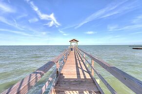 Chamingo 2 Bedroom Condo by Redawning