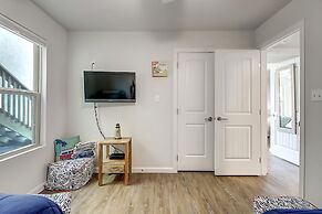 Chamingo 2 Bedroom Condo by Redawning