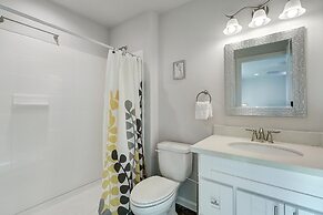 Chamingo 2 Bedroom Condo by Redawning