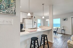 Chamingo 2 Bedroom Condo by Redawning