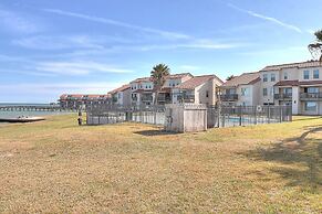 Chamingo 2 Bedroom Condo by Redawning