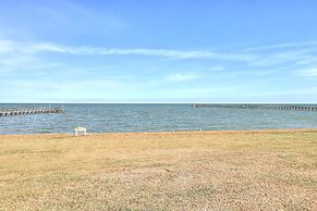 Chamingo 2 Bedroom Condo by Redawning