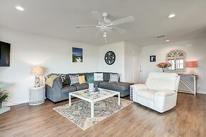 Chamingo 2 Bedroom Condo by Redawning