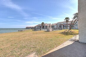 Chamingo 2 Bedroom Condo by Redawning